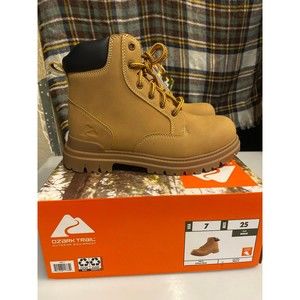 New Ozark Trail Troy II Mens Hiking Boots 7 NWB Unique